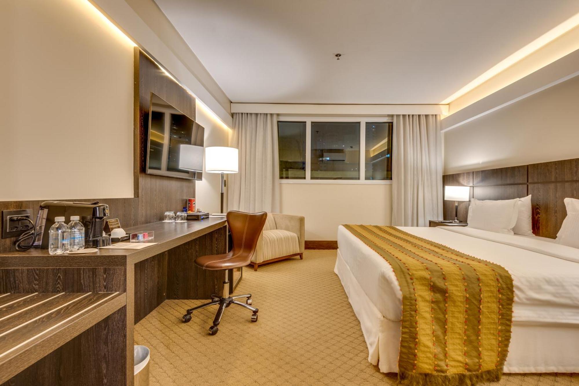Premium Suite,1669029320:JPEG